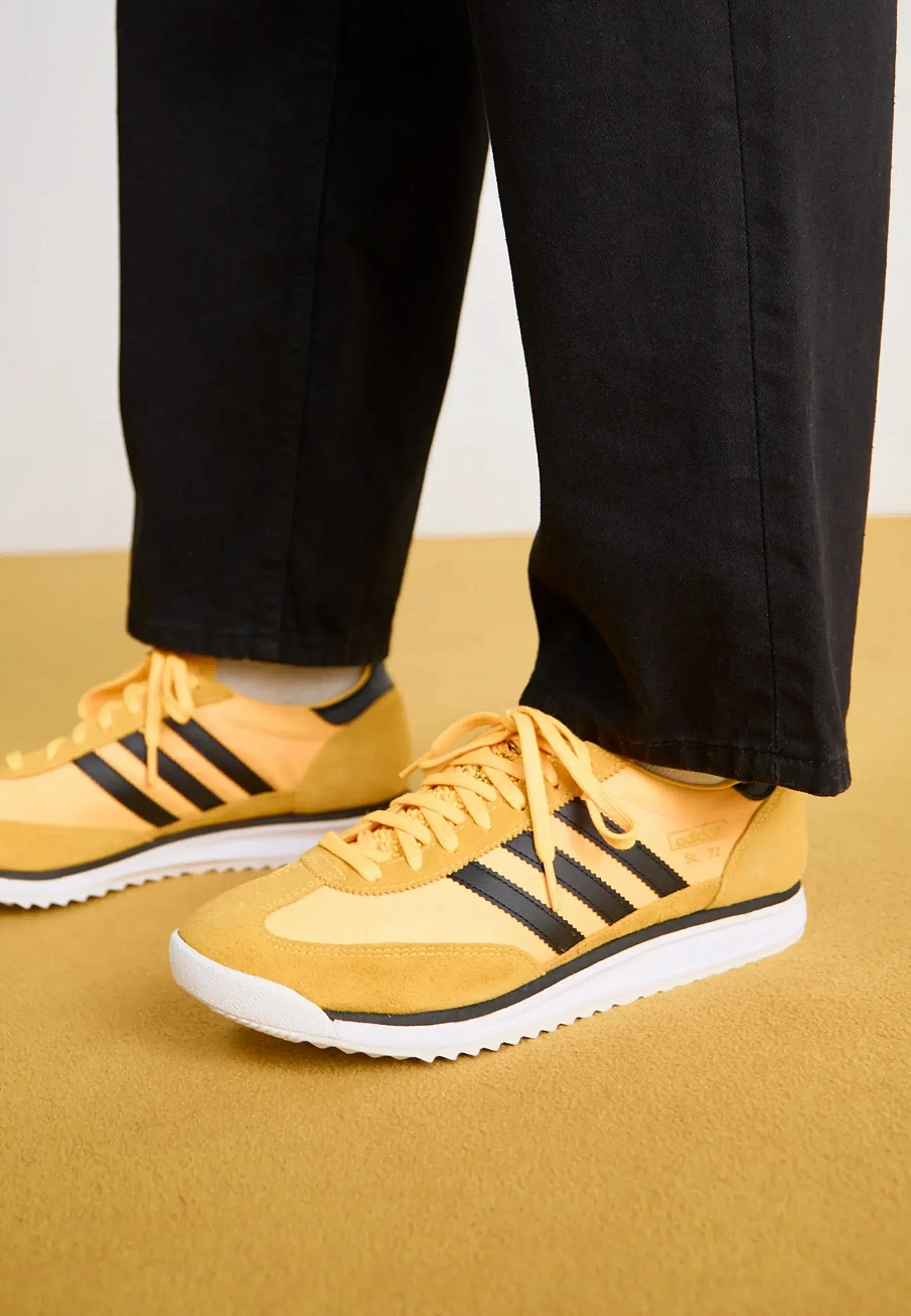 Фото № 2 с приближением к товару «‎SL 72 RS UNISEX»