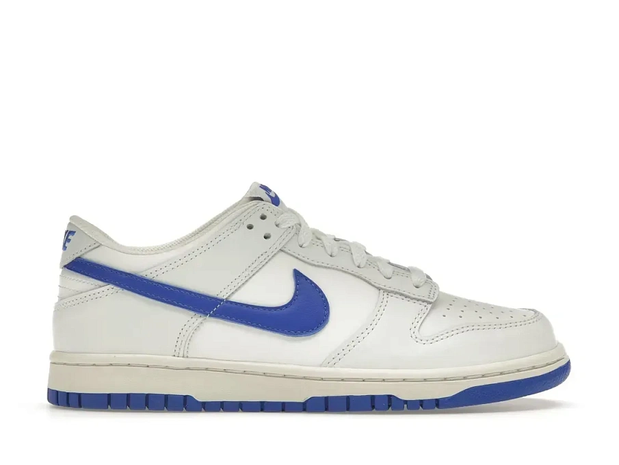 Фото № 1 с приближением к товару «‎Nike Dunk Low»