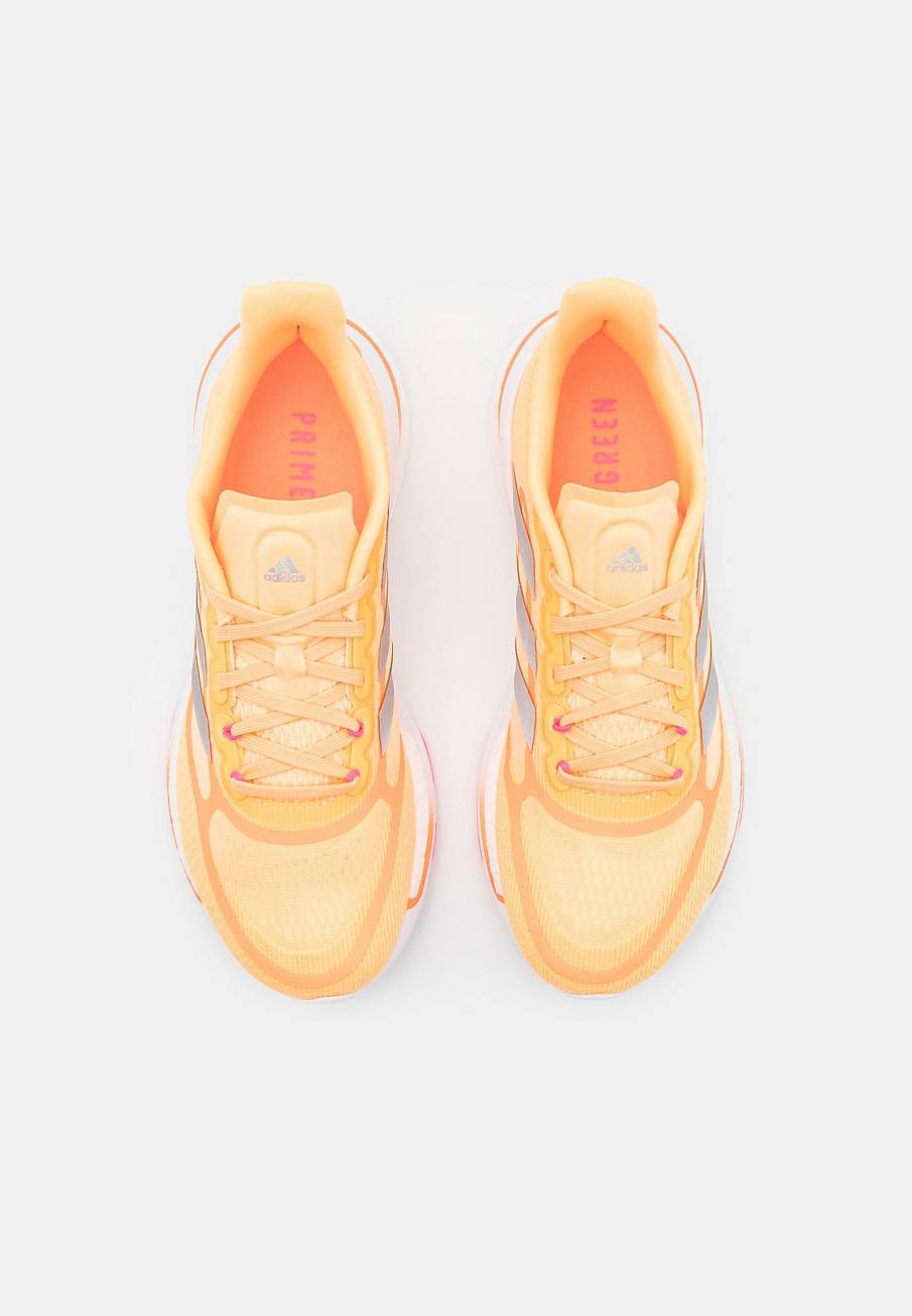 Фото № 4 с приближением к товару «‎Adidas Supernova +»