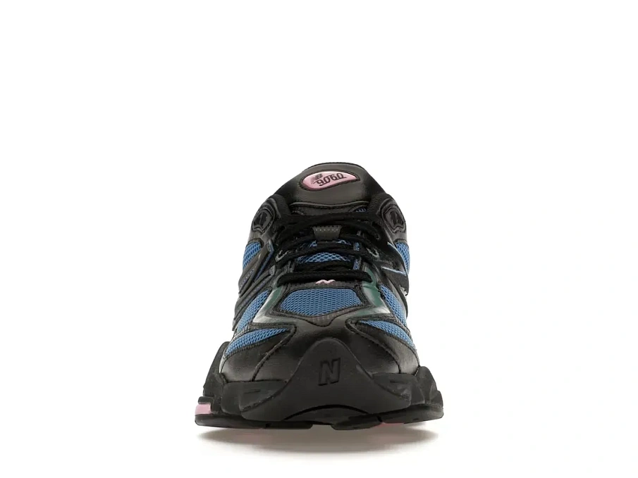 Фото № 2 с приближением к товару «‎New Balance 9060»