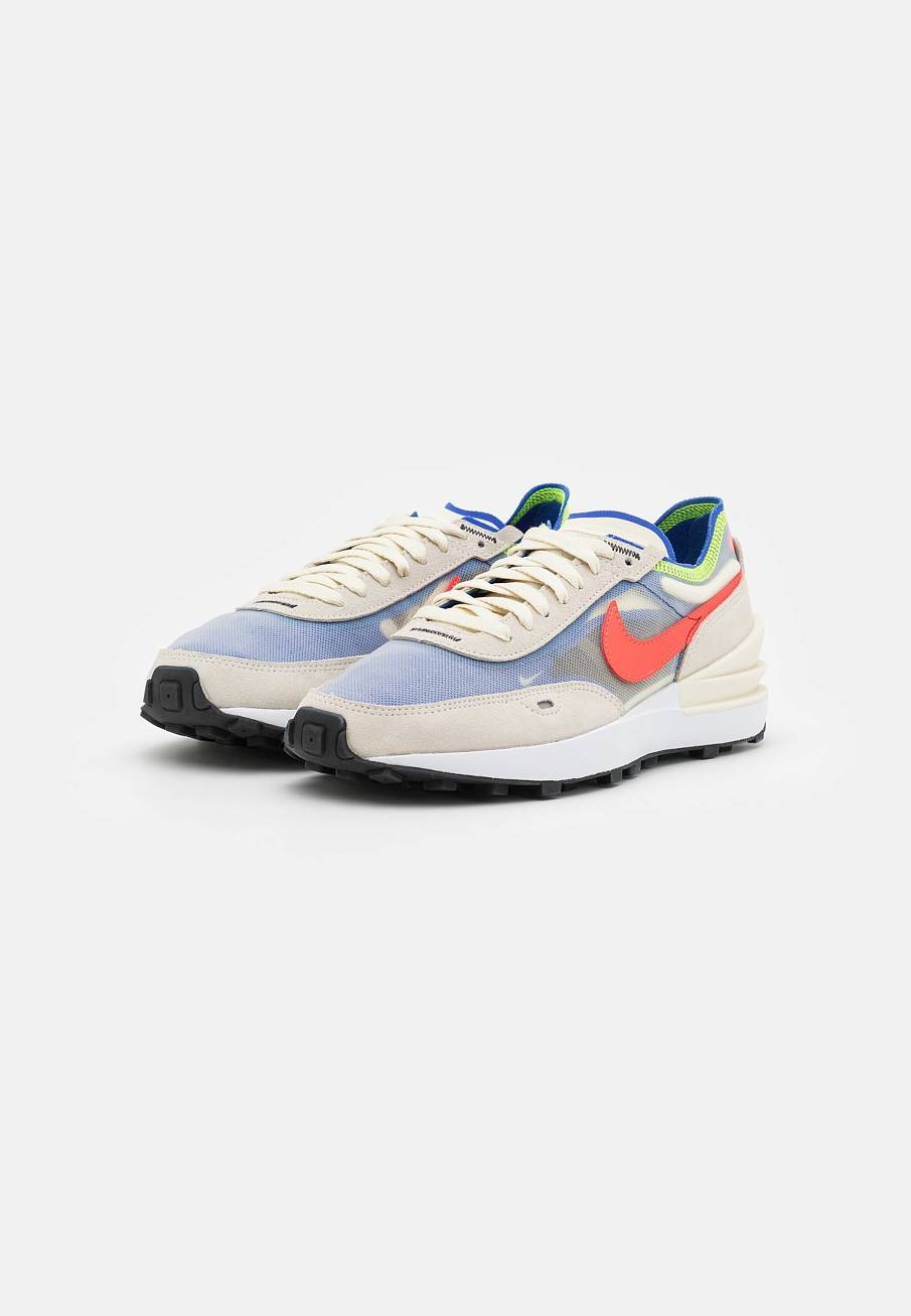Фото № 4 с приближением к товару «‎Nike Waffle One »