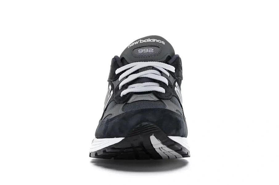 Фото № 2 с приближением к товару «‎New Balance 992»
