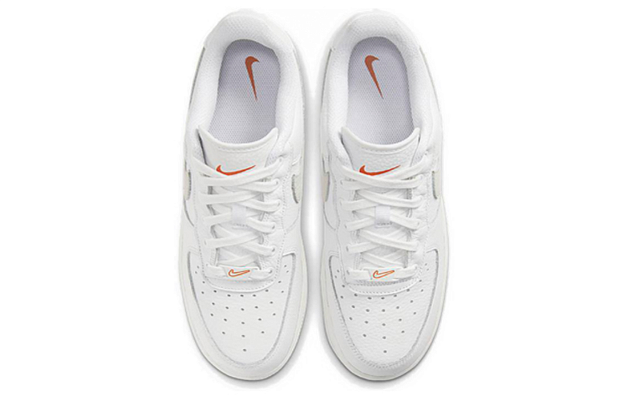 Фото № 4 с приближением к товару «‎Nike Air Force 1 WhiteOrange»