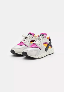 Фото № 2 с приближением к товару «‎AIR HUARACHE UNISEX»