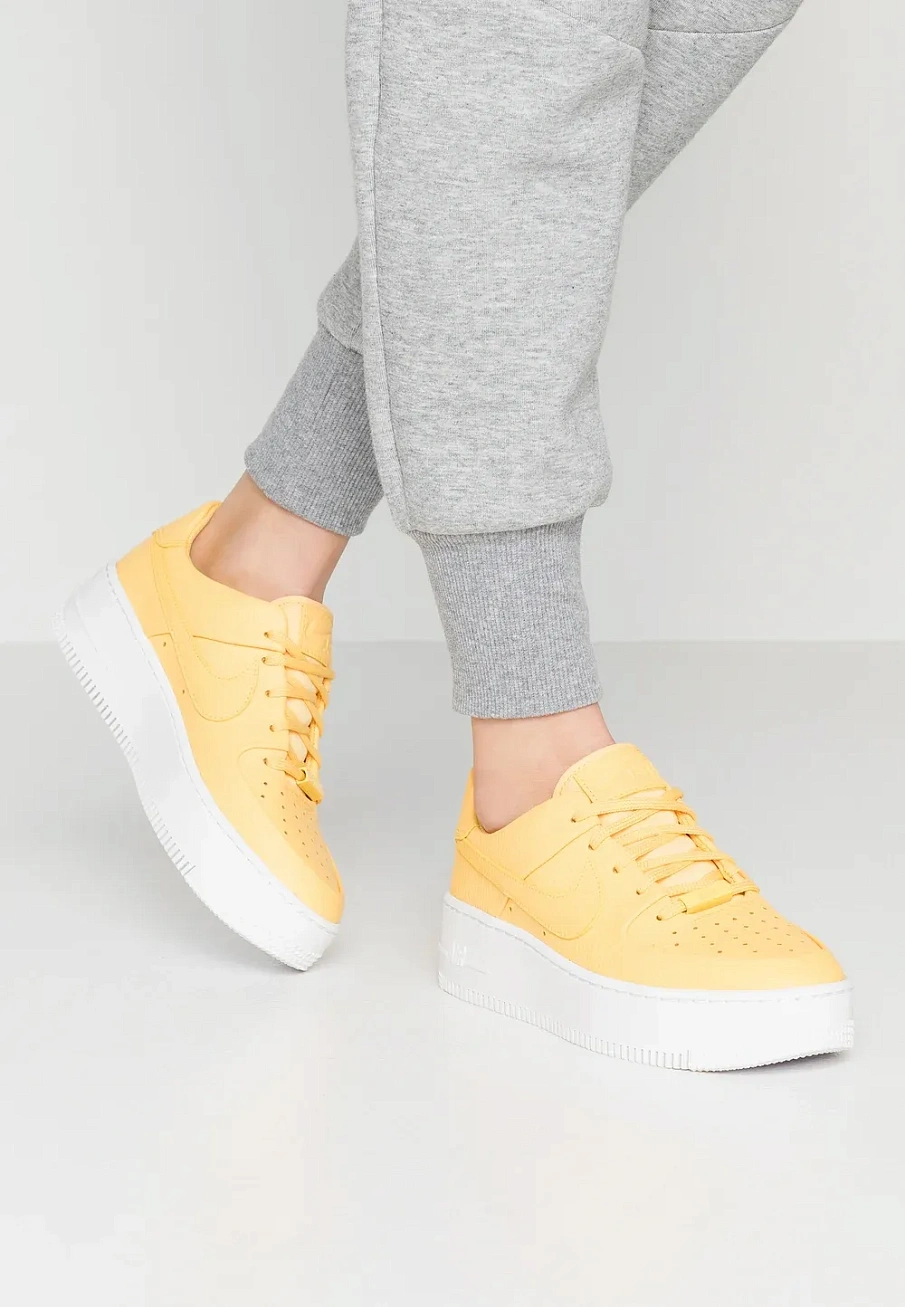 Фото № 1 с приближением к товару «‎Кроссовки Nike spni111a0d7-e12-n»