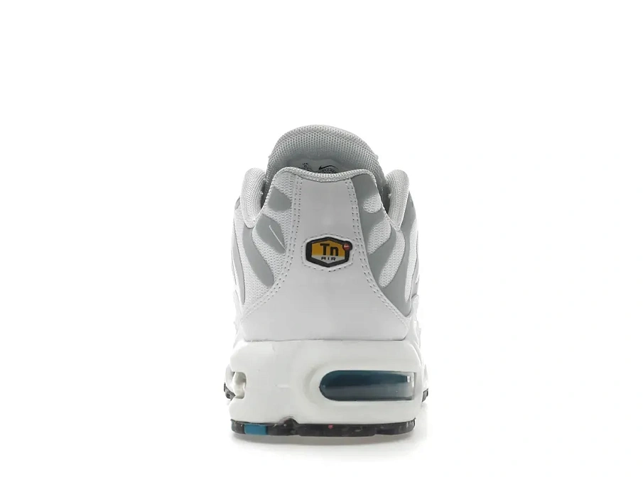 Фото № 4 с приближением к товару «‎Nike Air Max Plus Grind Light Smoke Grey»