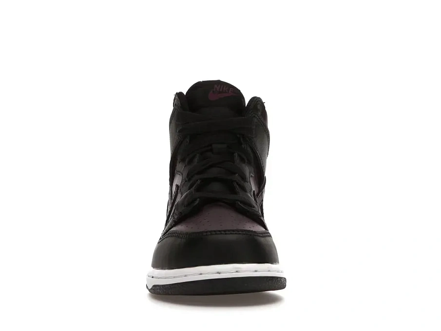 Фото № 2 с приближением к товару «‎Nike Dunk High»