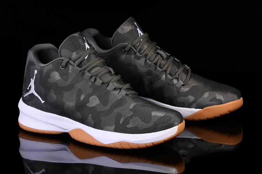 Фото № 3 с приближением к товару «‎Nike Air Jordan B. Fly Camo »