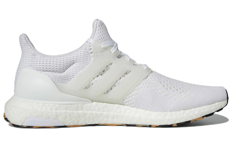 Фото № 2 с приближением к товару «‎ adidas Ultraboost 1.0 Running shoes»