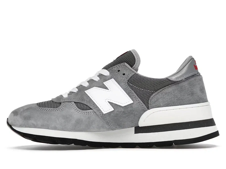 Фото № 3 с приближением к товару «‎New Balance 990v1»