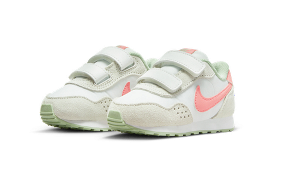 Фото № 3 с приближением к товару «‎TD Nike MD Valiant Running shoes»