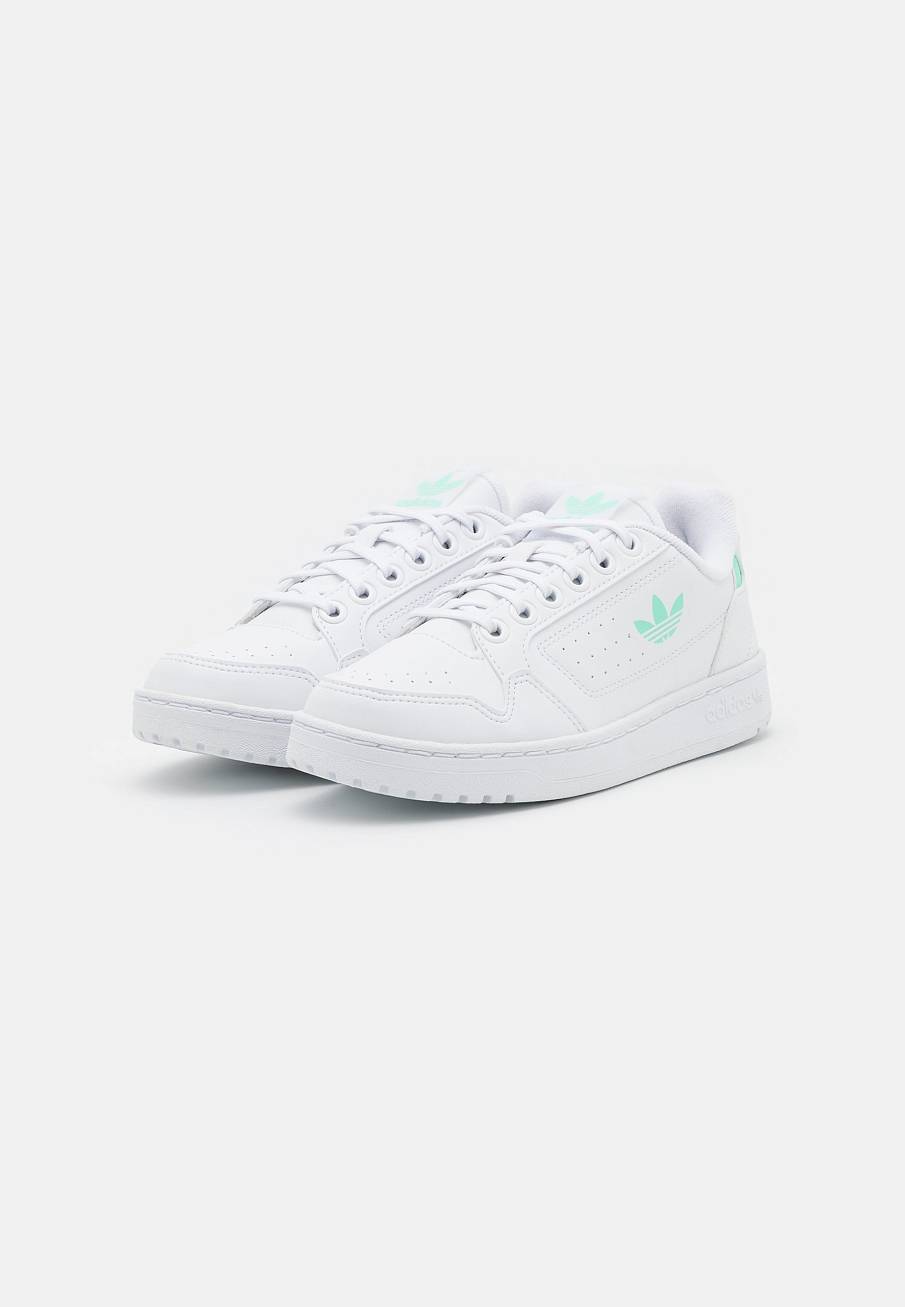 Фото № 2 с приближением к товару «‎Adidas NY 90 »