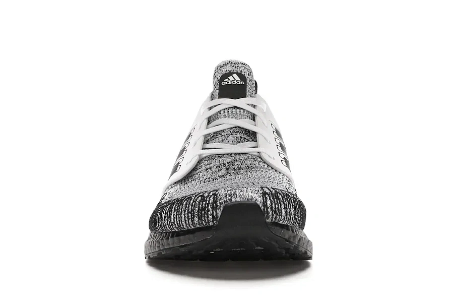 Фото № 2 с приближением к товару «‎adidas Ultra Boost 20 Oreo»