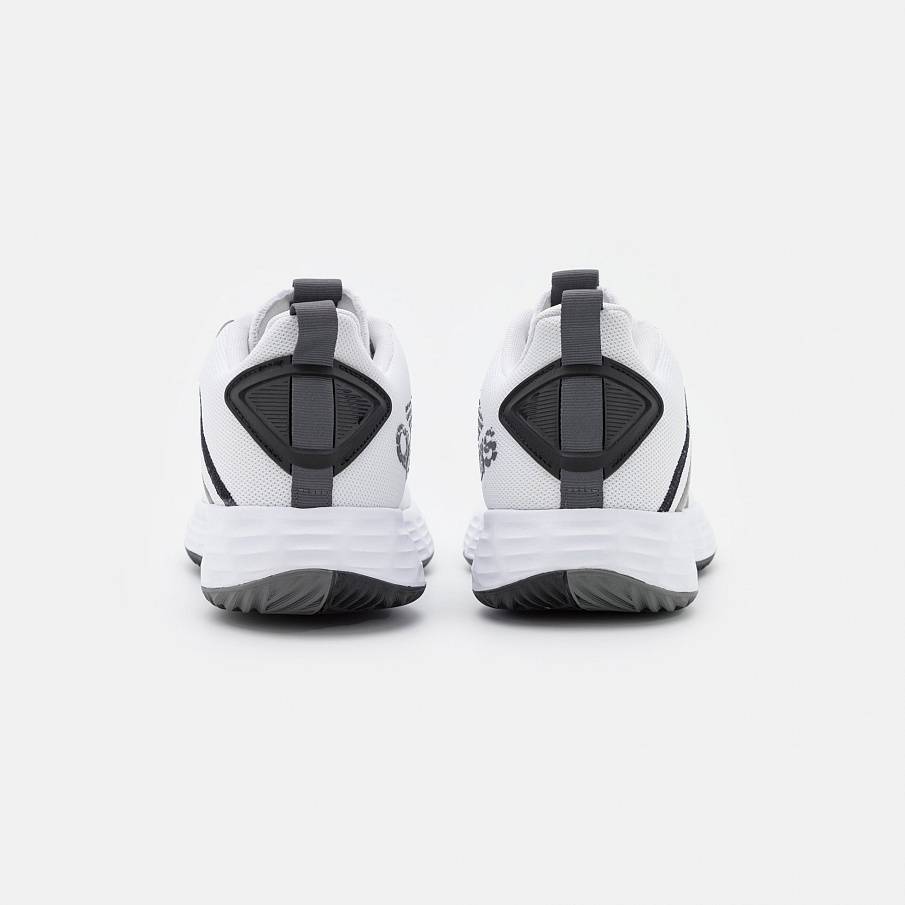 Фото № 3 с приближением к товару «‎Adidas Ownthegame»