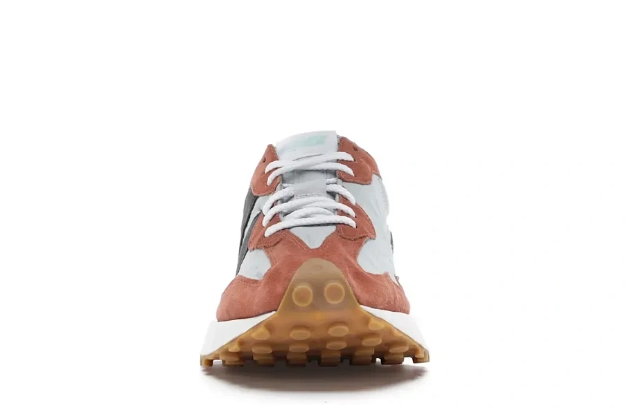 Фото № 2 с приближением к товару «‎New Balance 327»