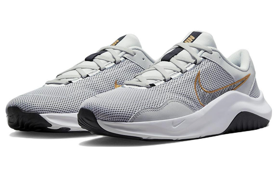 Фото № 3 с приближением к товару «‎ Nike Legend Essential Training shoes»