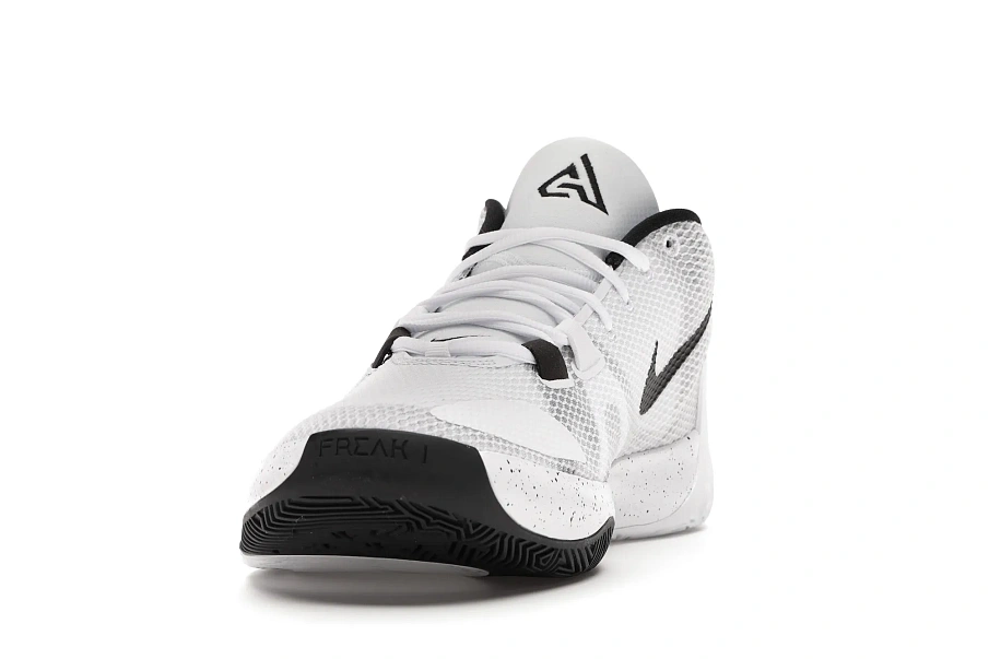 Фото № 3 с приближением к товару «‎Nike Zoom Freak 1 White Black»