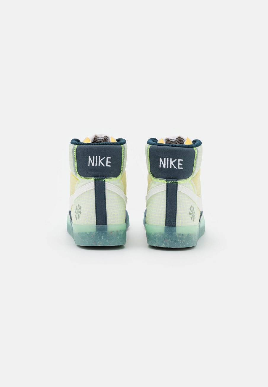 Фото № 5 с приближением к товару «‎Nike Blazer ’77 »