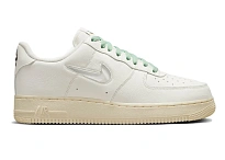 Фото № 1 с приближением к товару «‎Nike Air Force 1 Low Jewel Certified Fresh»