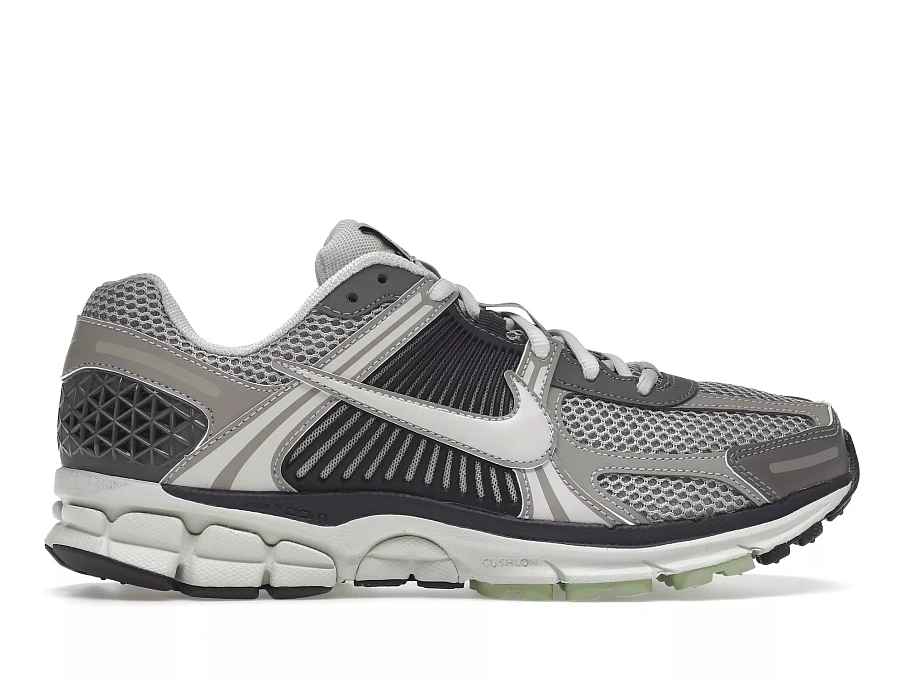 Фото № 1 с приближением к товару «‎Nike Zoom Vomero 5 Cobblestone Flat Pewter »