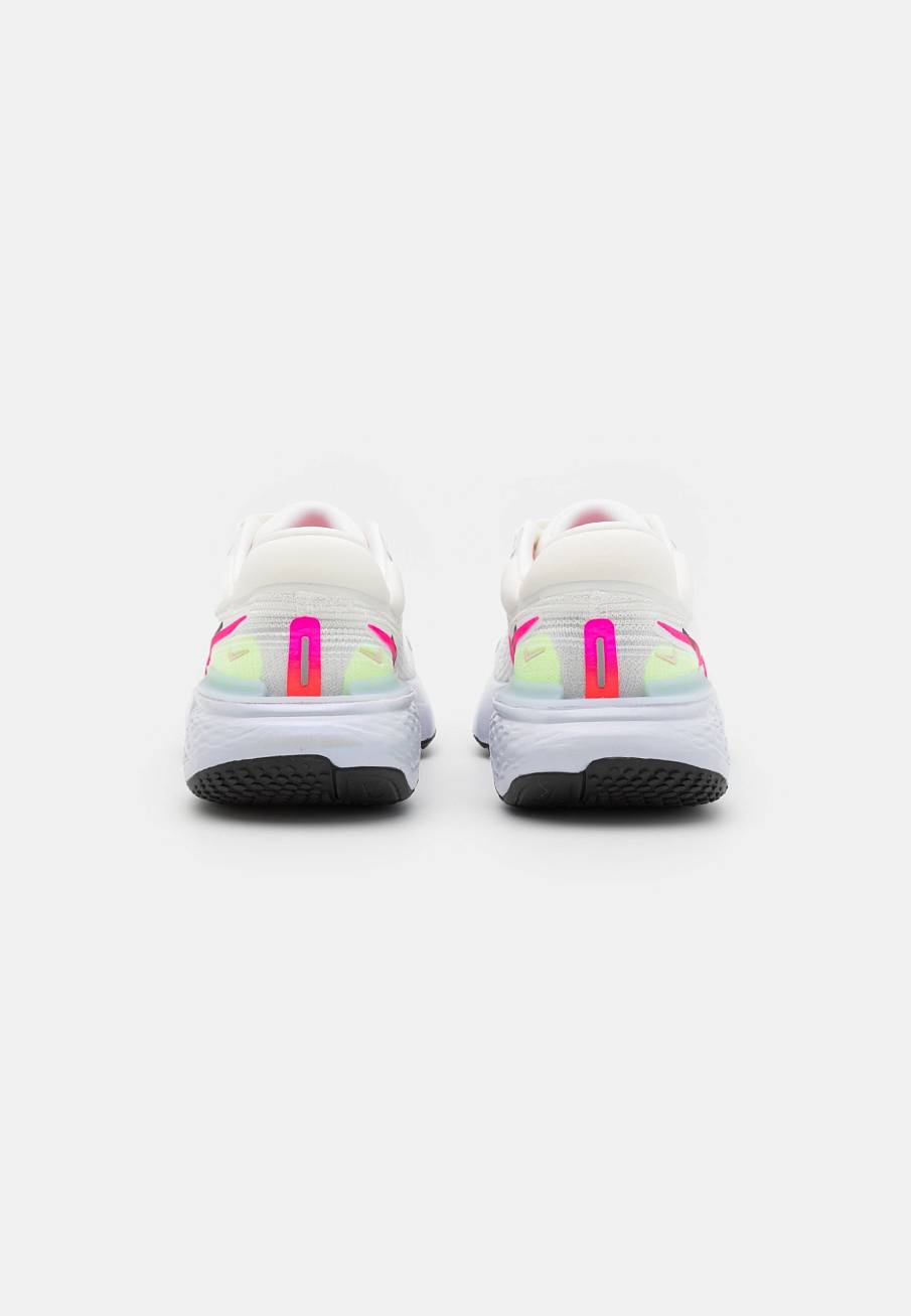 Фото № 3 с приближением к товару «‎Nike Zoomx Invincible Run Fk»