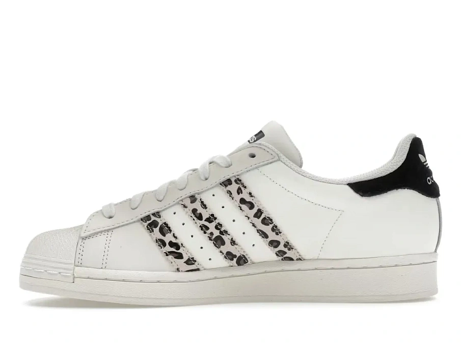 Фото № 3 с приближением к товару «‎adidas Superstar»