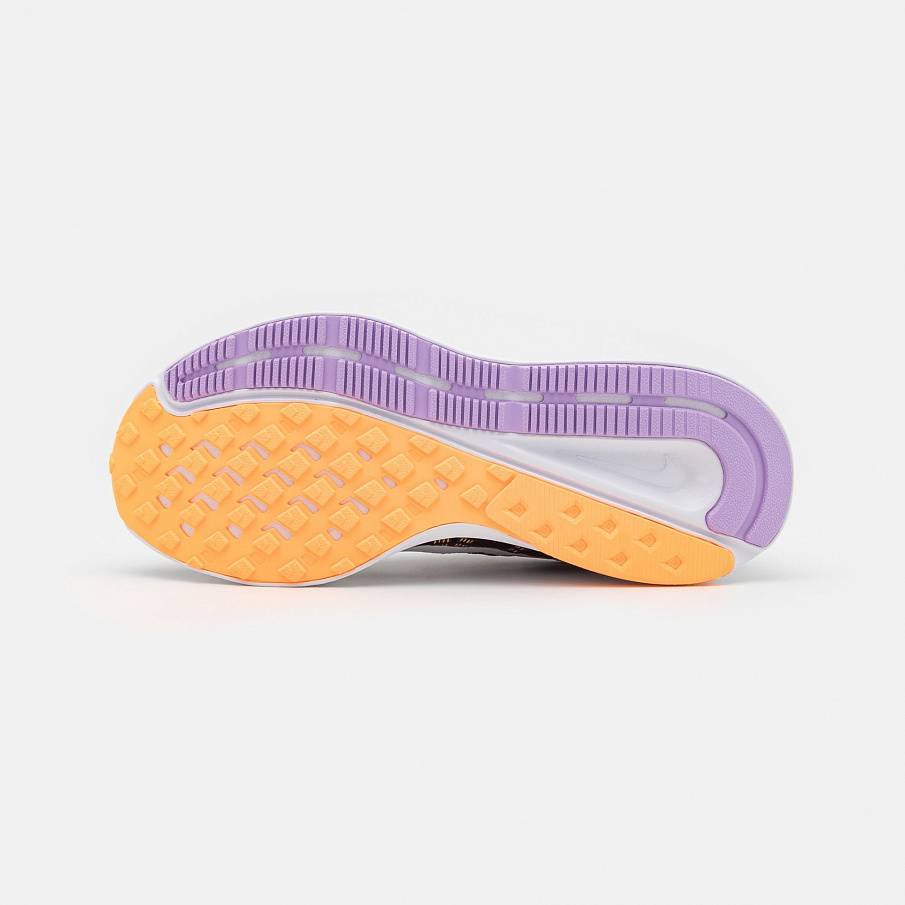 Фото № 5 с приближением к товару «‎Nike W Swift 2»