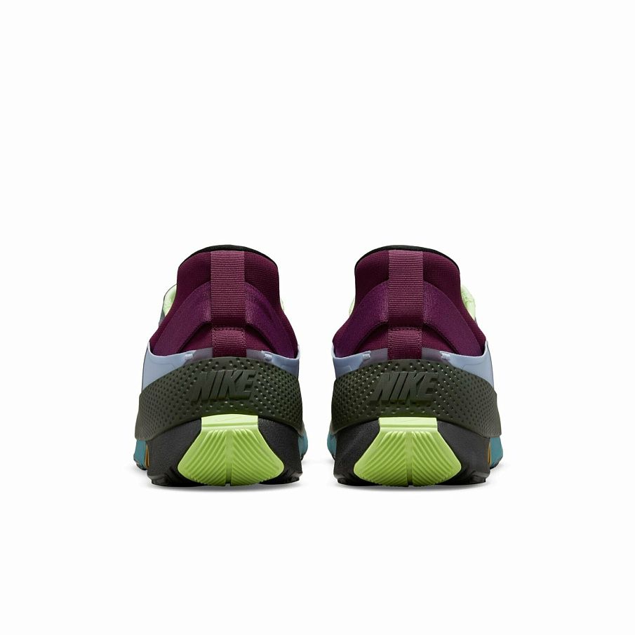 Фото № 3 с приближением к товару «‎Nike GO Flyease »