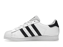 Фото № 3 с приближением к товару «‎adidas Superstar Black Floral »