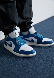 Фото № 2 с приближением к товару «‎AIR JORDAN 1 LOW»
