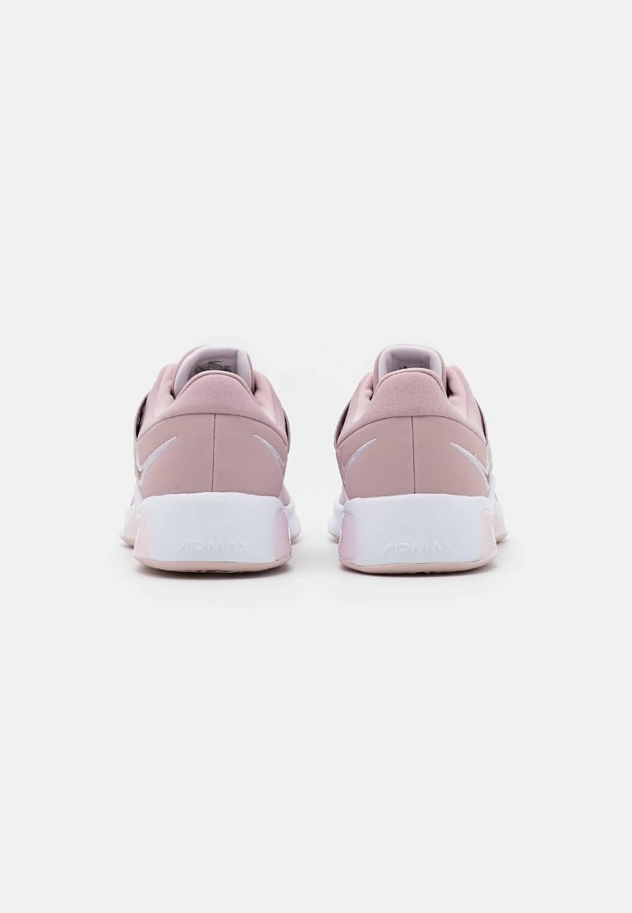 Фото № 3 с приближением к товару «‎Nike Air Max Bella Tr 4»