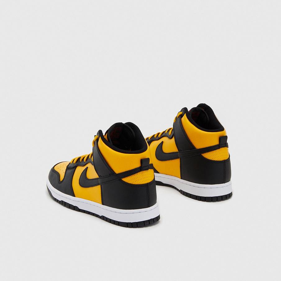 Фото № 3 с приближением к товару «‎Nike Dunk HI Retro Bttys »