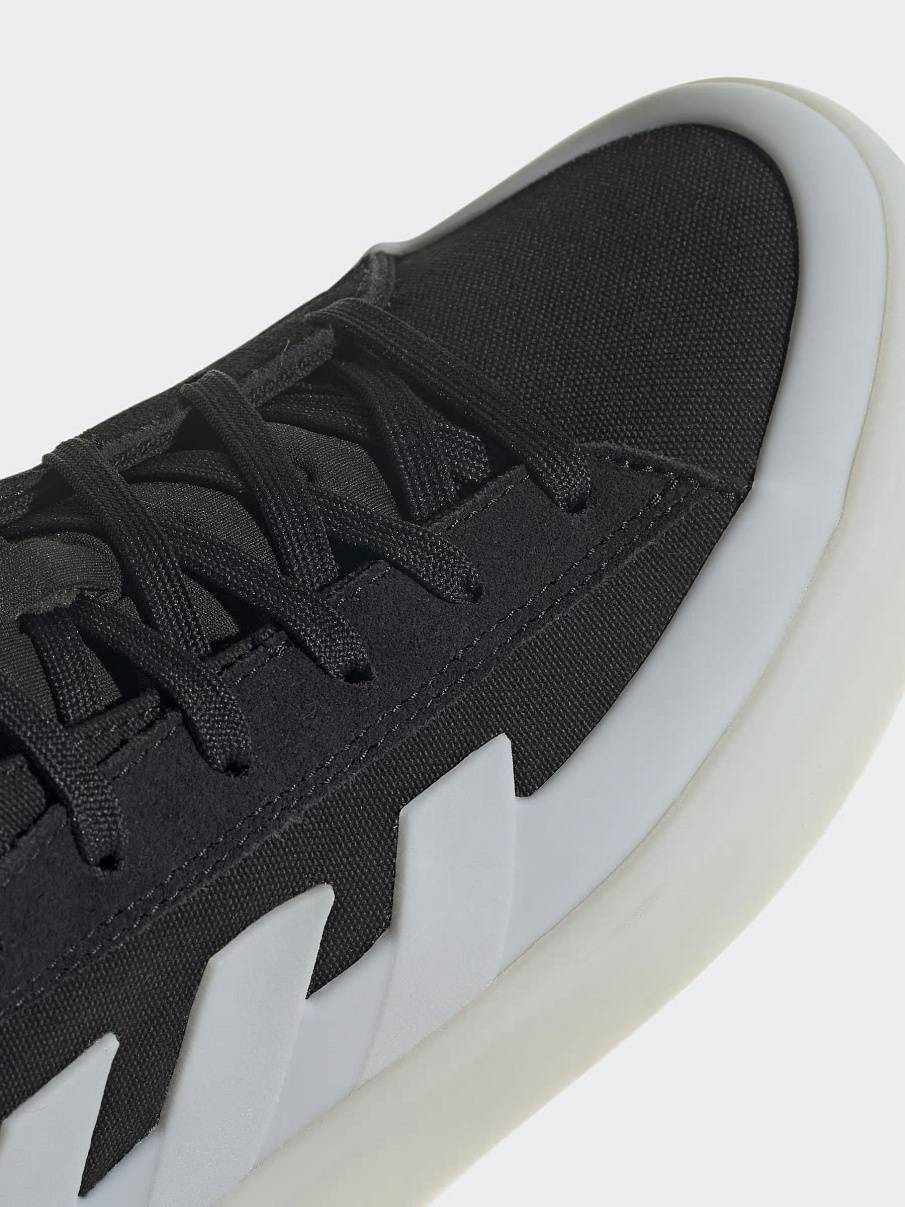 Фото № 5 с приближением к товару «‎Adidas HI »