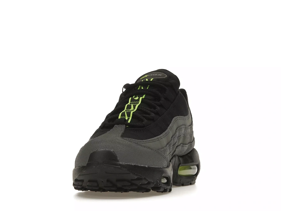 Фото № 4 с приближением к товару «‎Nike Air Max 95 Grey Black Volt»