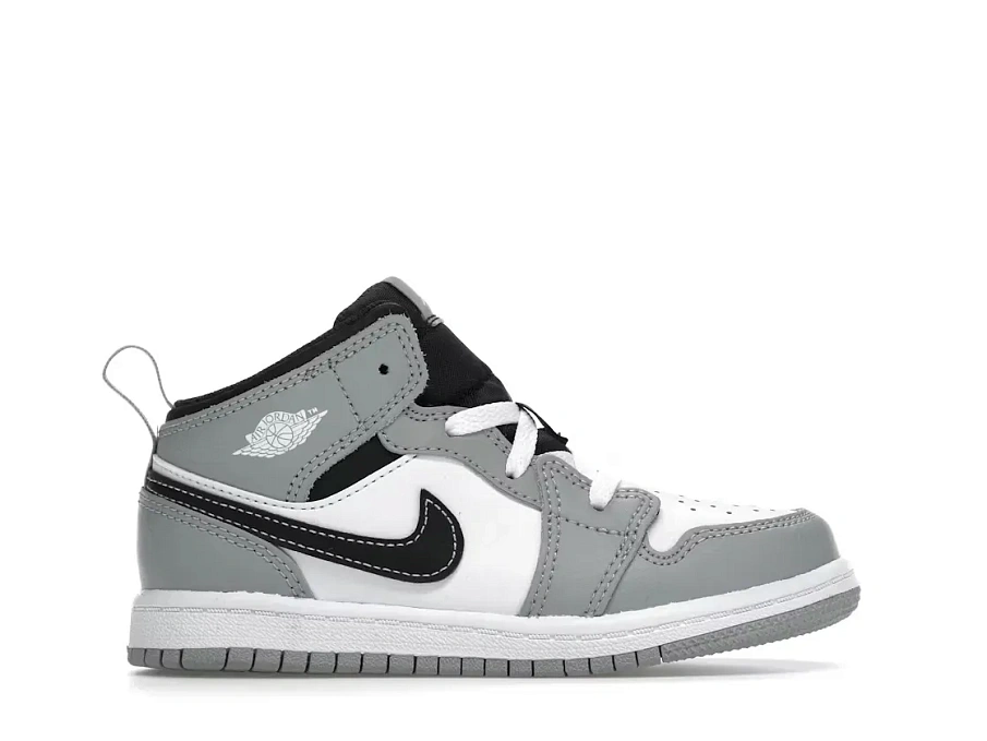 Фото № 1 с приближением к товару «‎Jordan 1 Mid»