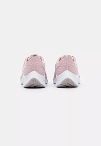 Фото № 4 с приближением к товару «‎AIR ZOOM PEGASUS 38»