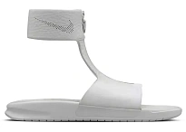 Фото № 1 с приближением к товару «‎Nike Benassi Cuff Lux Slide»