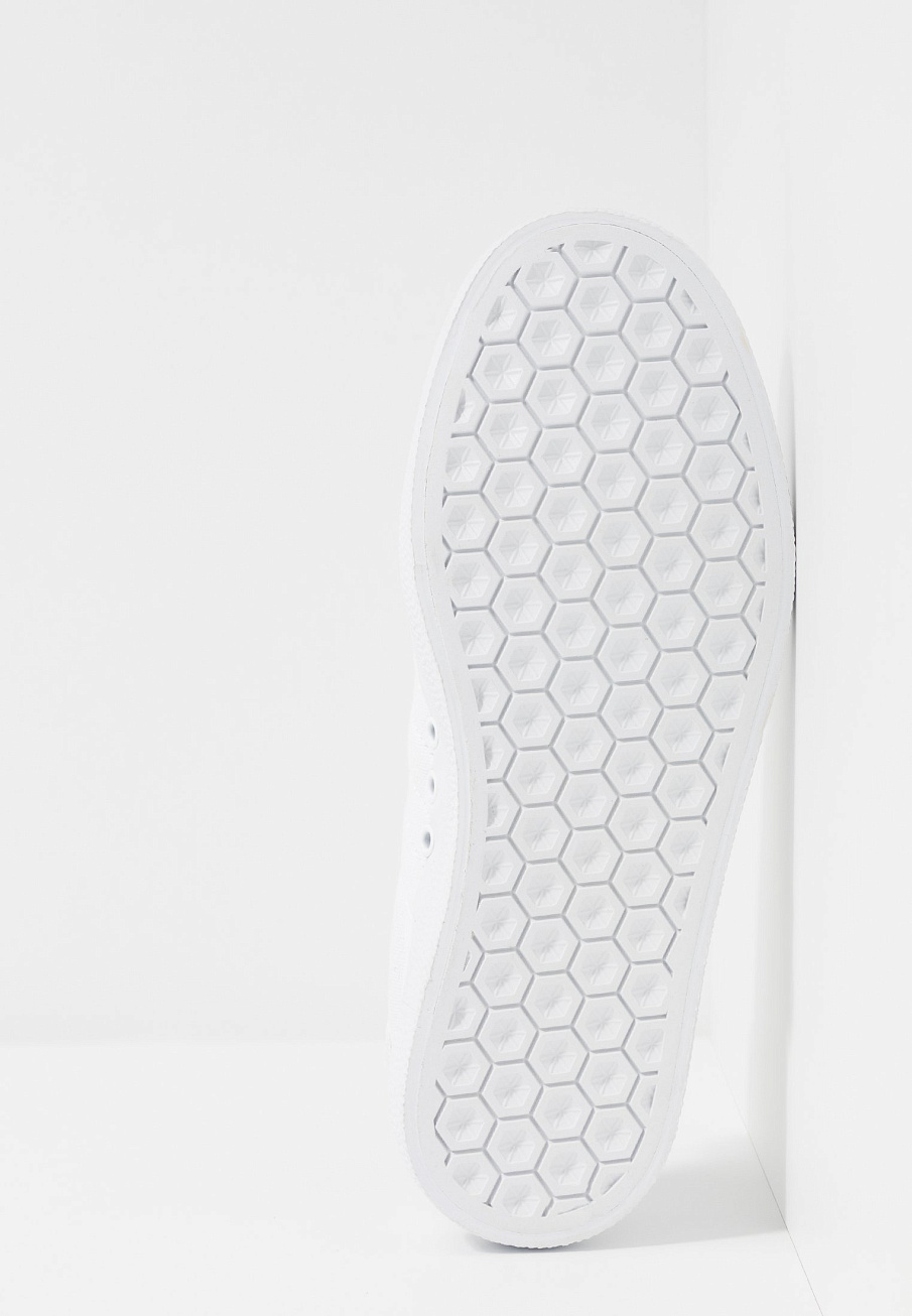 Фото № 5 с приближением к товару «‎Adidas 3mc »