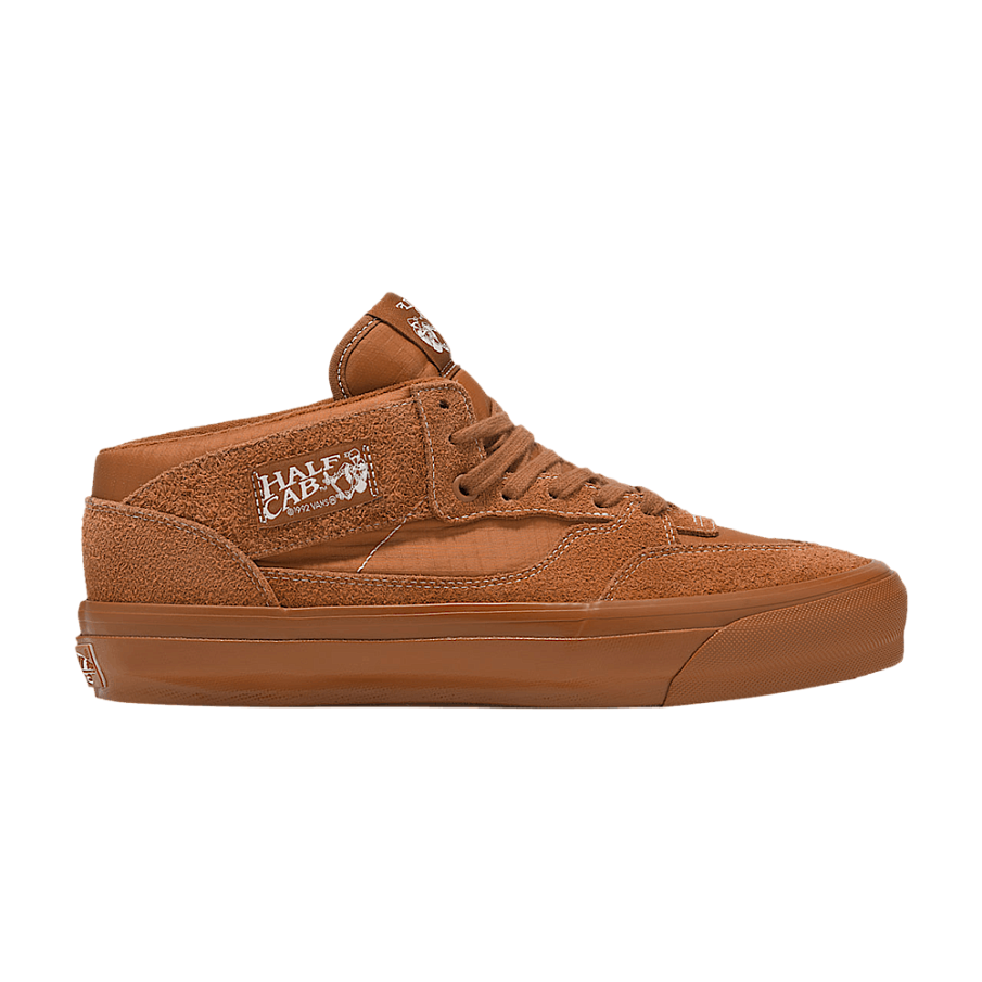 Фото № 1 с приближением к товару «‎Vans Premium Half Cab 33 Hairy Suede Pack - Ginger Orange»