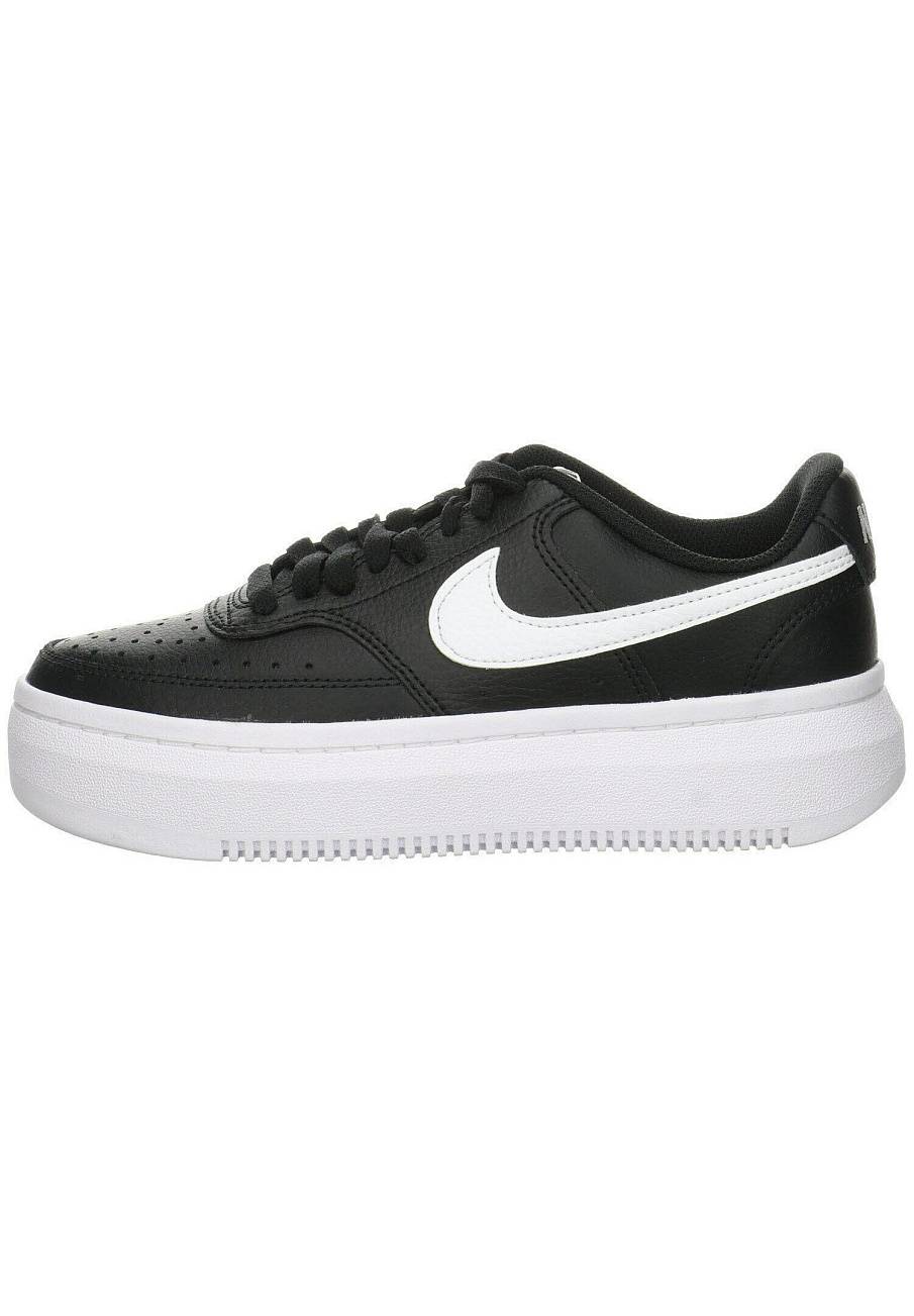 Фото № 1 с приближением к товару «‎Nike Court Vision Alta »