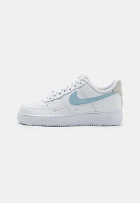 Фото № 1 с приближением к товару «‎AIR FORCE 1 '07»