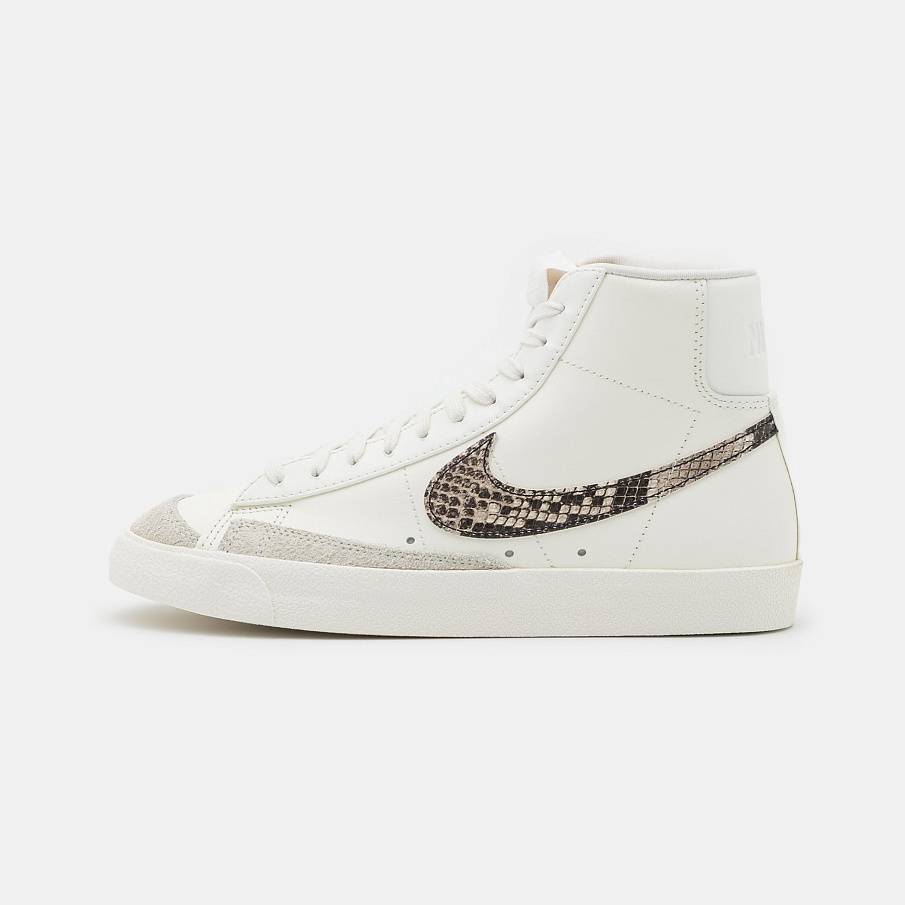 Фото № 1 с приближением к товару «‎Nike Blazer ’77 »