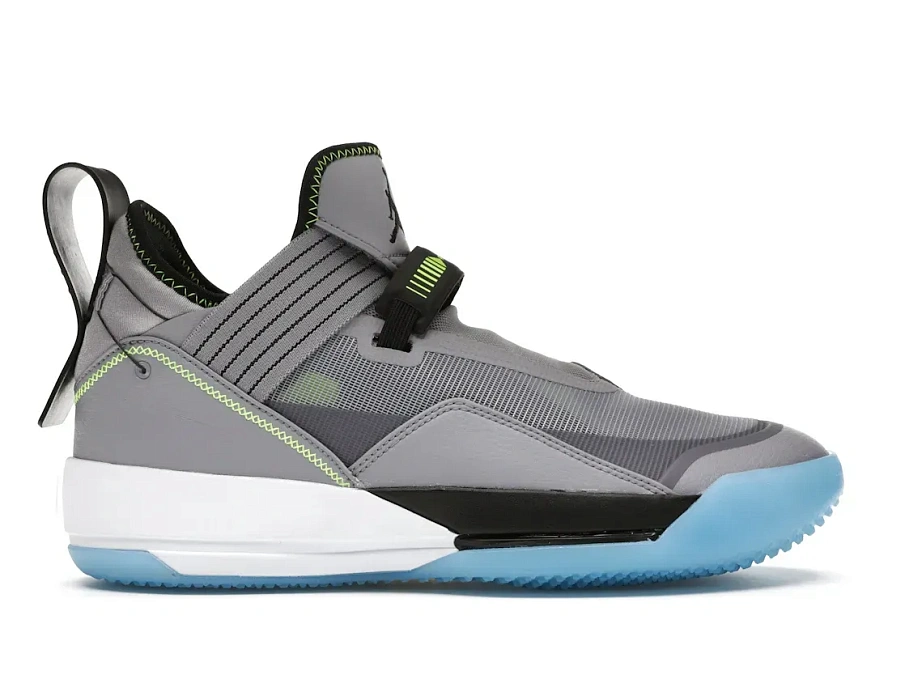 Фото № 1 с приближением к товару «‎Jordan XXXIII SE Cement Grey»
