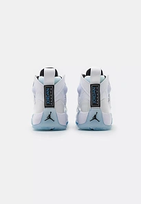 Фото № 3 с приближением к товару «‎JUMPMAN TWO TREY»