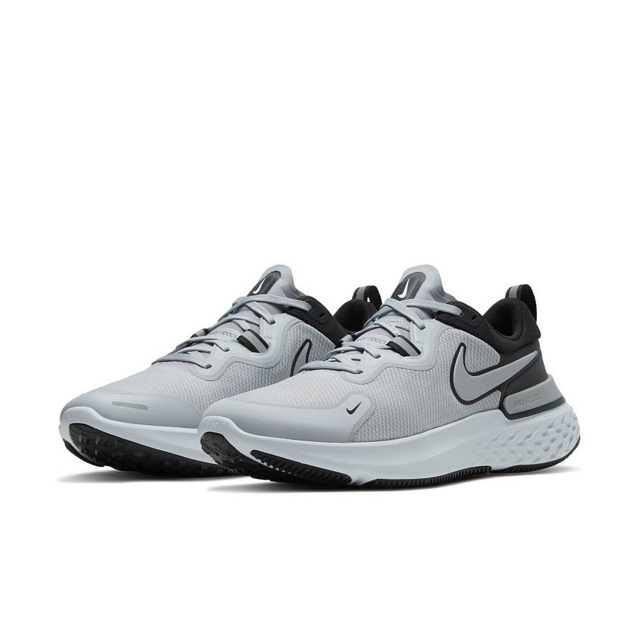 Фото № 3 с приближением к товару «‎Nike React Miler»