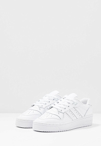 Фото № 4 с приближением к товару «‎Adidas Rivalry »