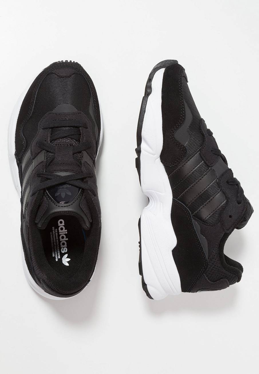 Фото № 2 с приближением к товару «‎Adidas Yung-96 »