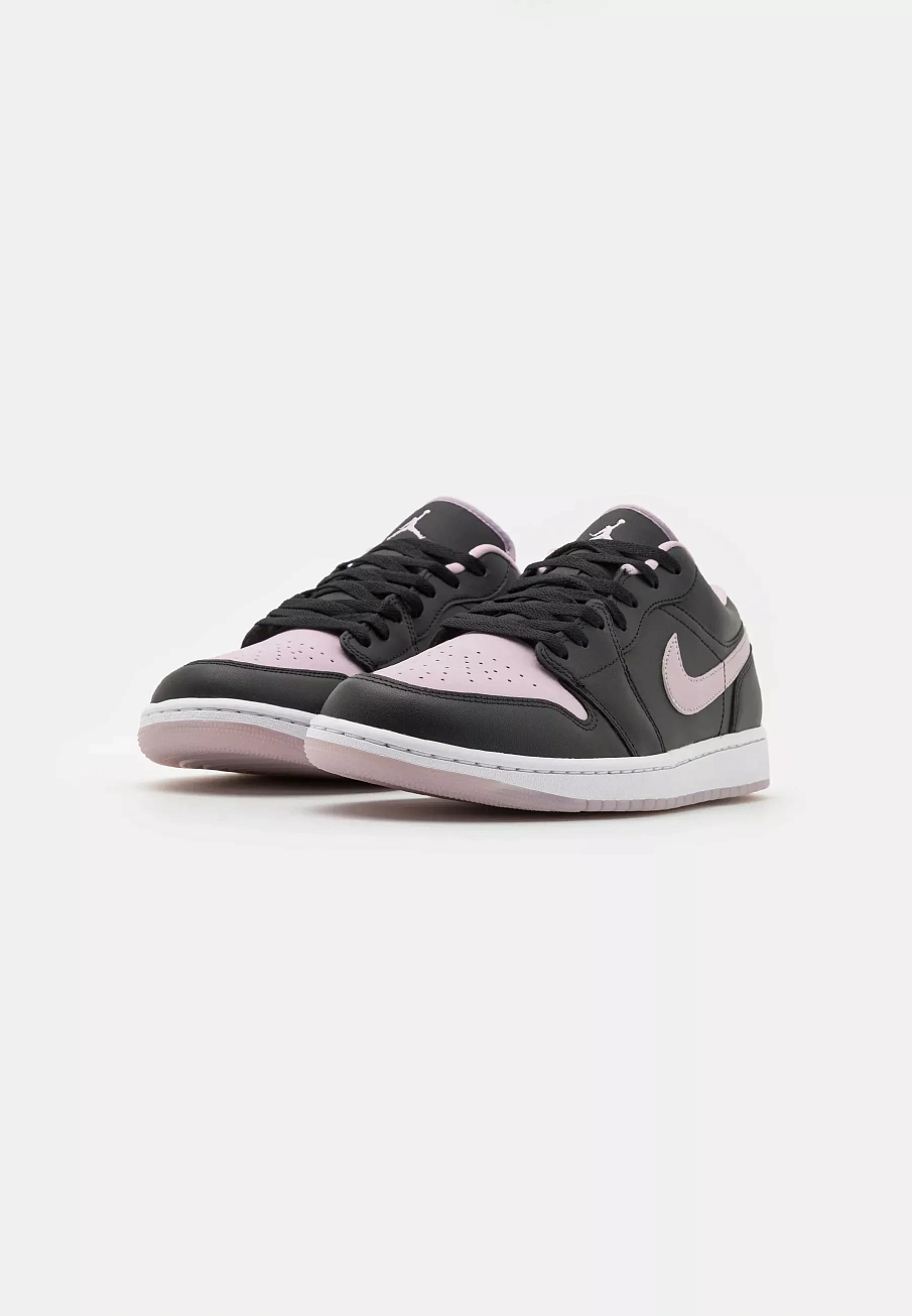 Фото № 4 с приближением к товару «‎AIR JORDAN 1 LOW SE»