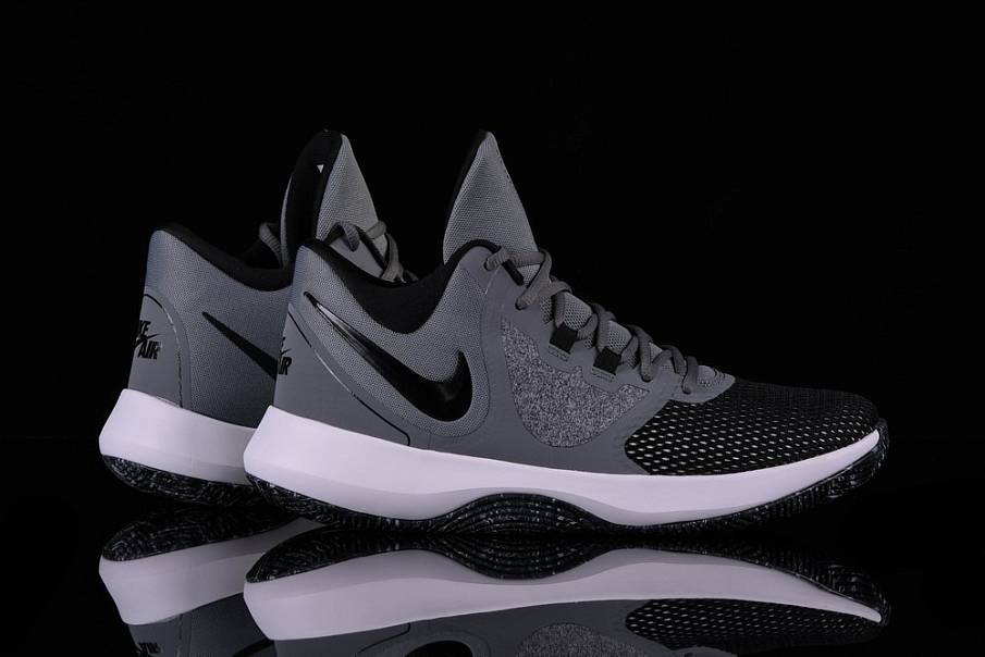 Фото № 4 с приближением к товару «‎Nike Air Precision II »