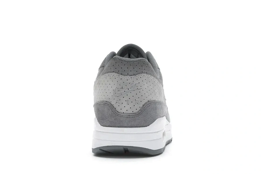 Фото № 4 с приближением к товару «‎Nike Air Max 1 Cool Grey Wolf Grey»